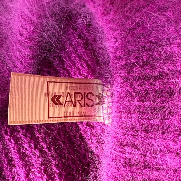 VTG Aris Rabbit Wool Blend Luxurious Fuchsia Knit Beret Beanie - Picture 4 of 5